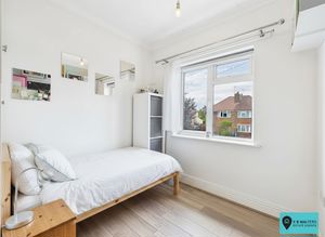 Bedroom- click for photo gallery